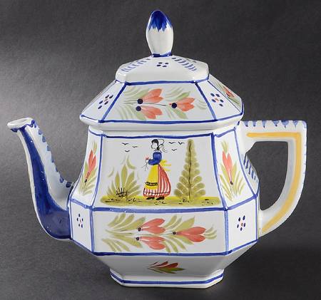 QUI18 Teapot & Lid
