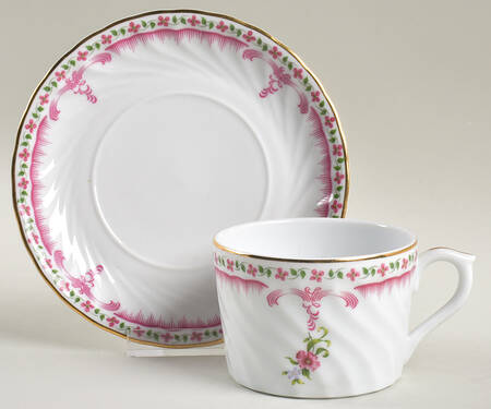 QUN1 Flat Cup & Saucer Set