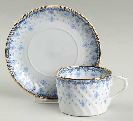 QUN2 Flat Cup & Saucer Set