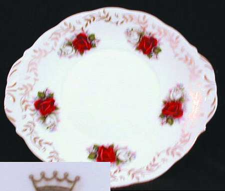 112 Handled Cake Plate