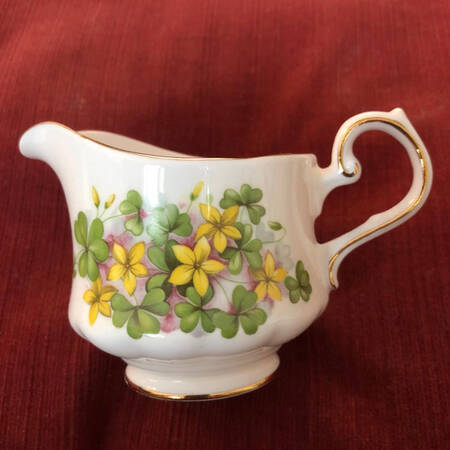 8615 Creamer