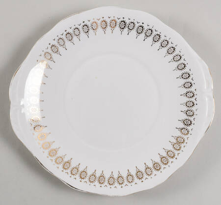 7934 Handled Cake Plate