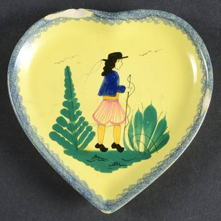 Soleil Yellow (Octagonal, Man) Large Heart Shaped Dish