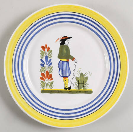 Henriot (Lady Or Man Center) Dinner Plate