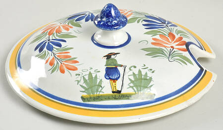 Henriot (Lady Or Man Center) Lid for Tureen