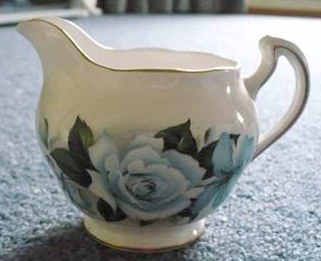 8282 Creamer