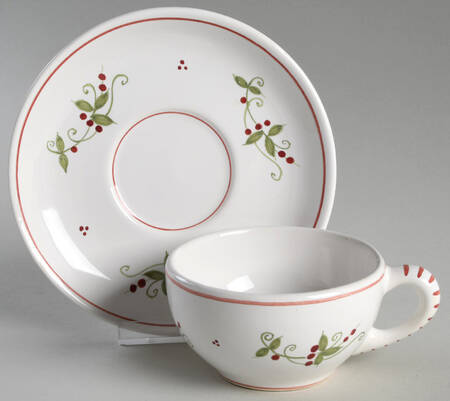 L'Esprit de Noel Flat Cup & Saucer Set