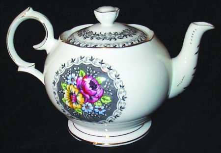 Black Rose Teapot & Lid