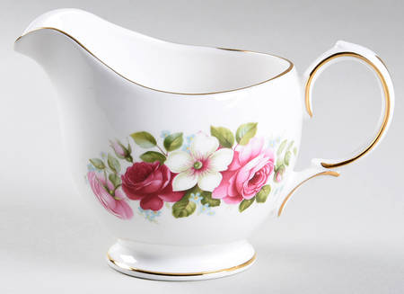 8644 Creamer