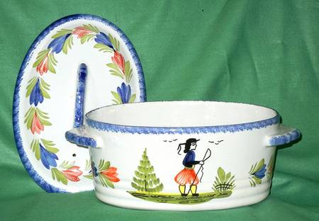 Campagne Oval Covered Vegetable