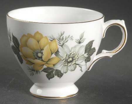 8520 Footed Cup