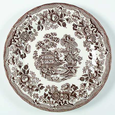 Tonquin Brown (Scalloped) Dinner Plate