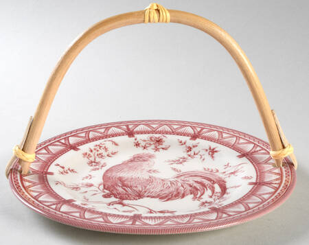 Rooster Red 5 3/8"-5 5/8" Bamboo Handled Serving Plate  HC
