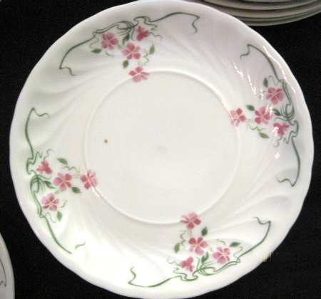 QUN3 Saucer