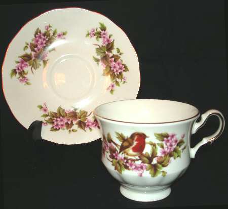 8676 Footed Cup & Saucer Set