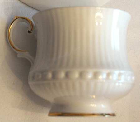 Versailles Footed Cup