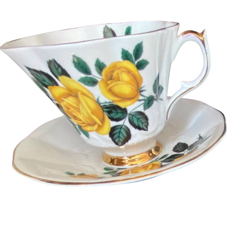 211 Footed Cup & Saucer Set