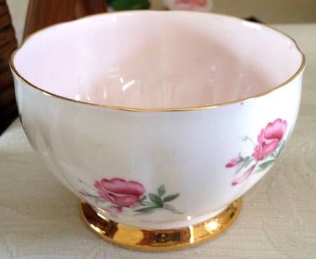 QUA74 Open Sugar Bowl