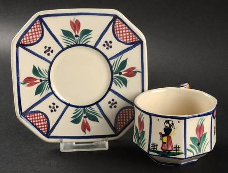 QUI105 Flat Cup & Saucer Set
