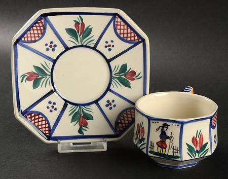 QUI105 Flat Cup & Saucer Set
