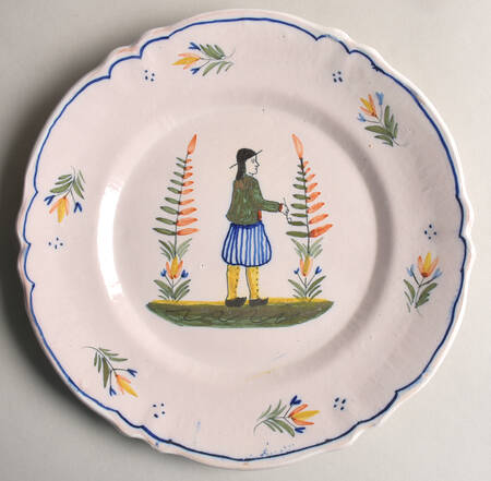 HR or Henriot Backstamp Giftware Salad Plate