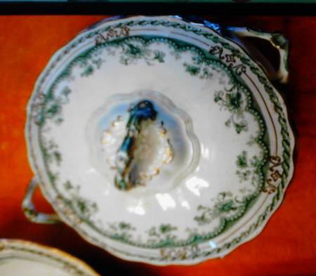 Windermere Round Covered Vegetable