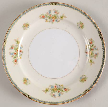 RO67 Luncheon Plate