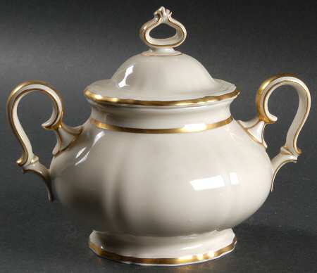1129 (Chippendale, Cream) Sugar Bowl & Lid