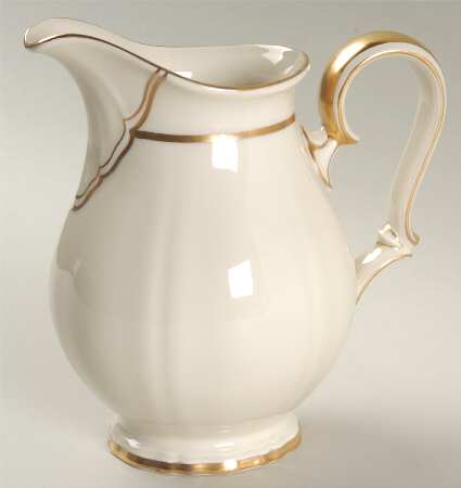 1129 (Chippendale, Cream) 20 Oz Pitcher