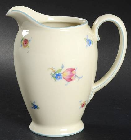 1211 Creamer