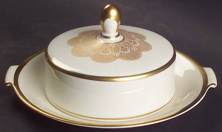1473 (Aida, Cream) Round Covered Butter