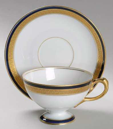 1745 Footed Cup & Saucer Set