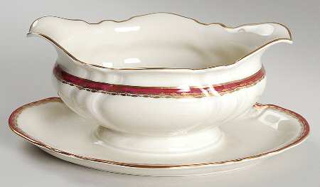 2091 Gravy Boat with Attached Underplate