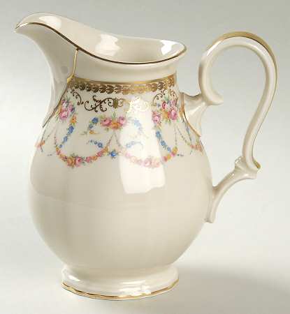 2506 Creamer