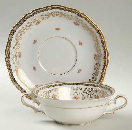 2569 Footed Cream Soup Bowl & Saucer Set
