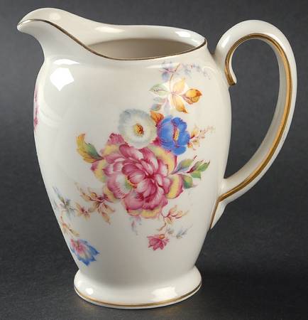 2575 Creamer