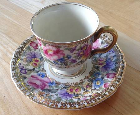 2630 Footed Cup & Saucer Set