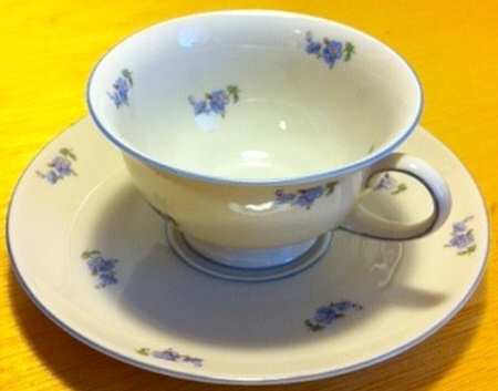 2641 Footed Cup & Saucer Set