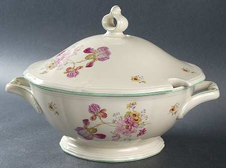 2664 (Chippendale, Cream, Green Trim) Tureen &  Lid