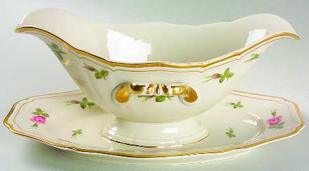 2677 Gravy Boat with Attached Underplate