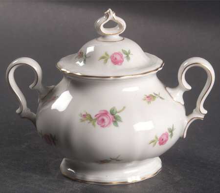 2820 (Chippendale, Gold Trim) Sugar Bowl & Lid