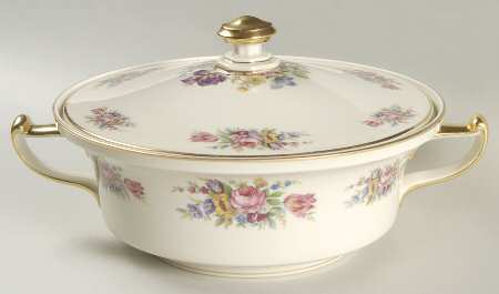2895 Round Covered Vegetable
