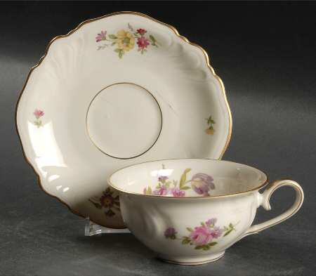 2922 (Viktoria) Flat Cup & Saucer Set