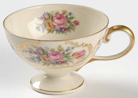 2924 Footed Demitasse Cup