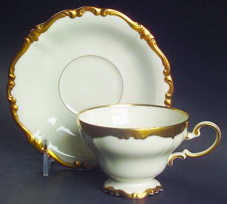 3099 Footed Cup & Saucer Set
