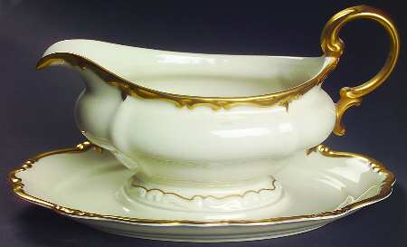 3099 Gravy Boat with Attached Underplate