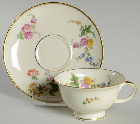 3109 Footed Demitasse Cup & Saucer Set