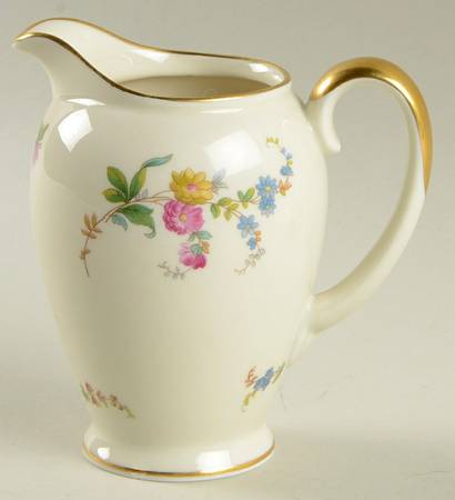 3109 Creamer