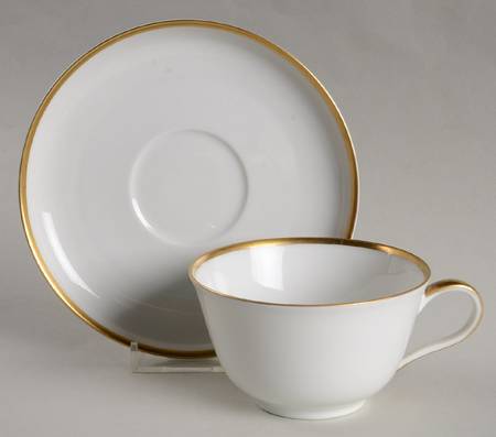 3147 Flat Cup & Saucer Set