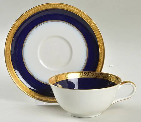 3178 Footed Cup & Saucer Set